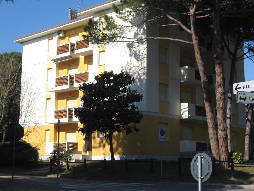Condominio Ginestra Lignano Sabbiadoro Room photo